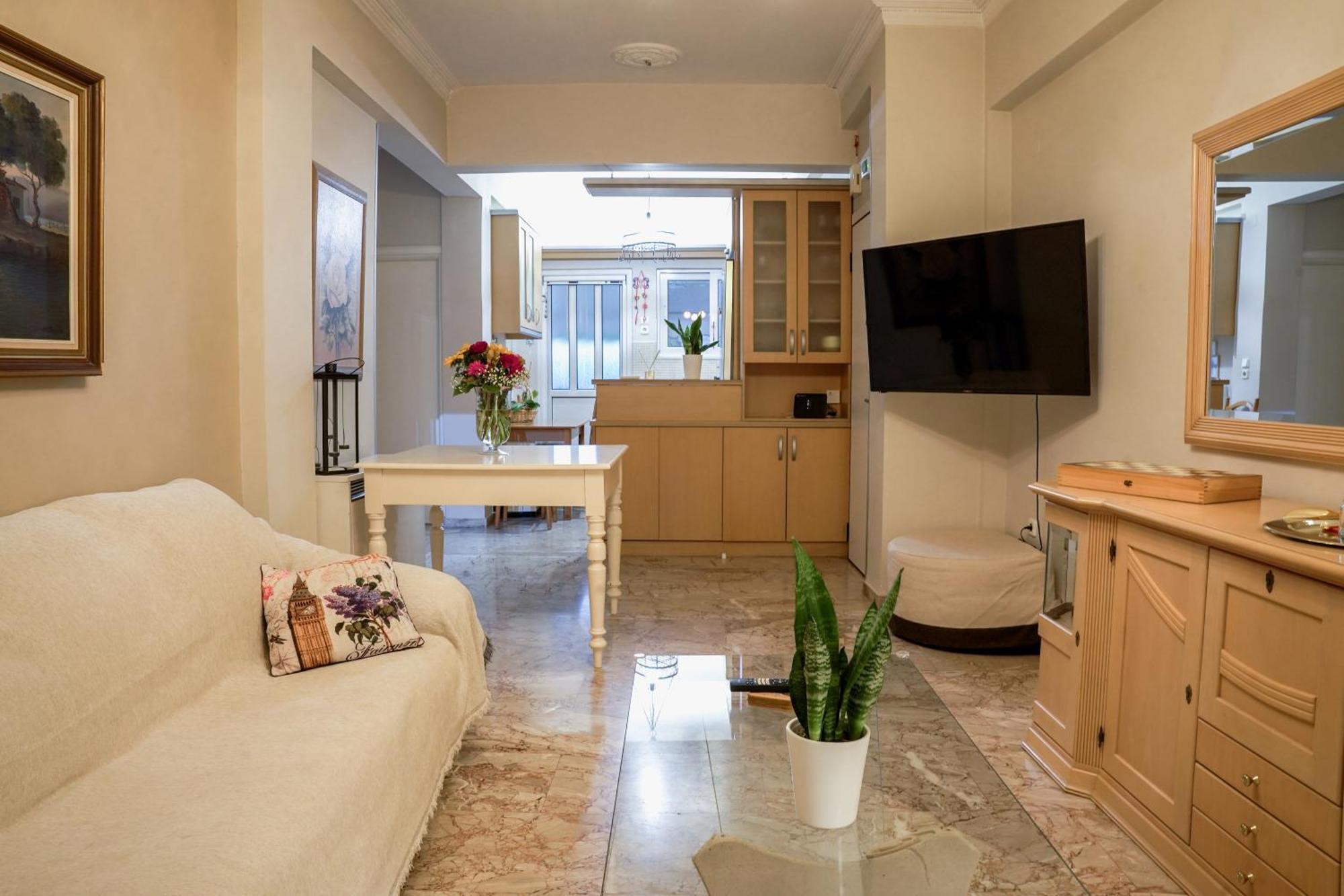 Cozy Cloud Apartment ナフプリオ エクステリア 写真