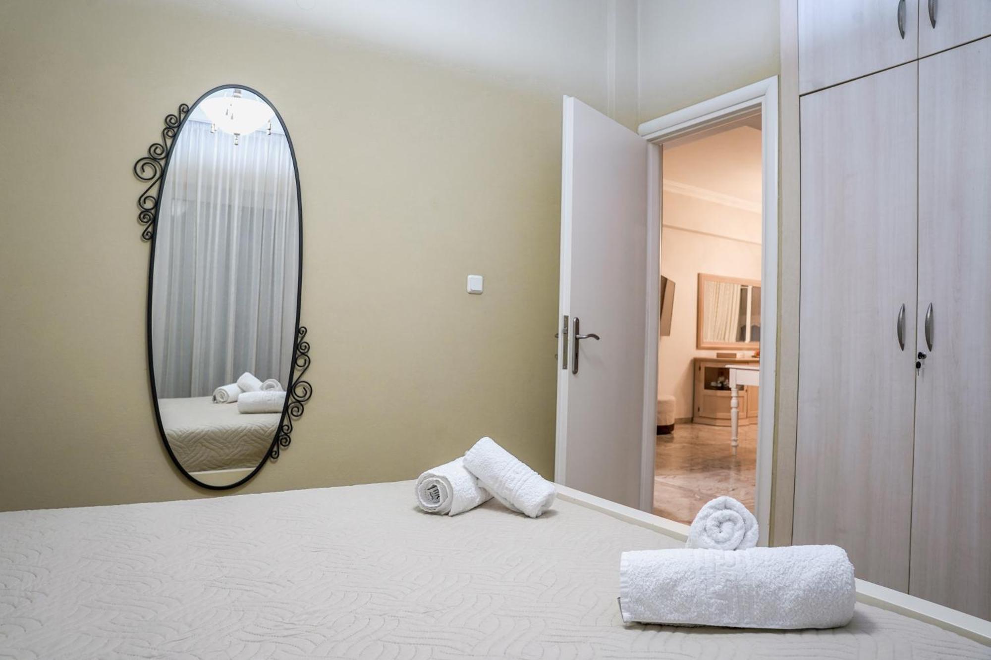 Cozy Cloud Apartment ナフプリオ エクステリア 写真