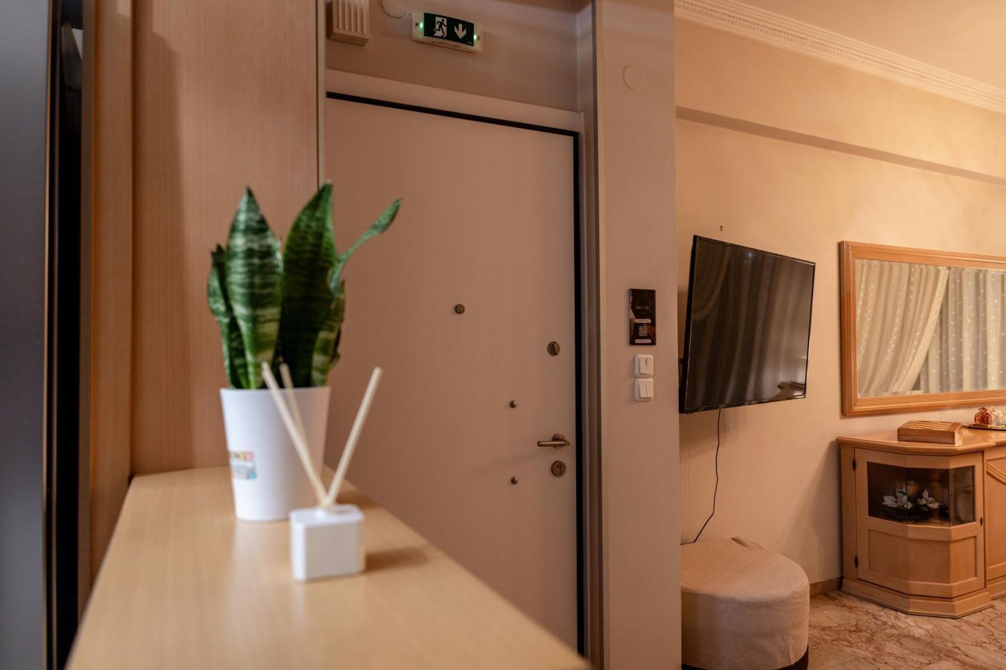 Cozy Cloud Apartment ナフプリオ エクステリア 写真